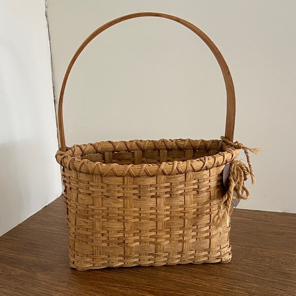 Handmade Other - HAND WOVEN BASKET / Artist Margaret Hardin